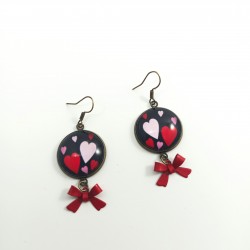 Boucles d'oreilles Love is...