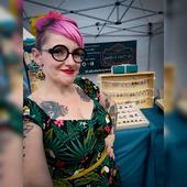 ✨ MARCHÉ NOCTURNE ARTISANAL ✨ 
En place au centre-bourg de Mairie Granges-Aumontzey @granges_aumontzey_officiel jusqu'à 22h ! Retrouvez-moi ainsi que des dizaines d'autres artisans et producteurs ! 

#marchénocturne #artisanatfrancais #bijouxfantaisie #bijouxfaitmain