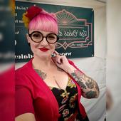 ✨ CRAZY B'ROCKABILLY WEEKEND J-2 ✨ On est en place ! Et en plus il fait beau ! Je vous y attends toute la journée, bonne ambiance assurée 🎸